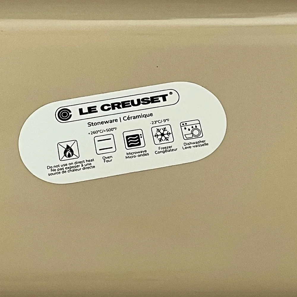 Le Creuset Rectangular Dish Flame 18cm NEW